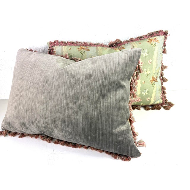 Brunschwig & Fils Vintage Brunschwig & Fils Tasseled Silk Brocade Pillows/Pair For Sale - Image 4 of 9