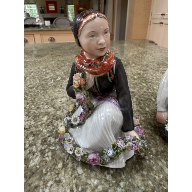 Pair of Early 1900s Royal Copenhagen Carl Martin-Henson Figurines of a Boy and Girl For Sale - Image 10 of 11