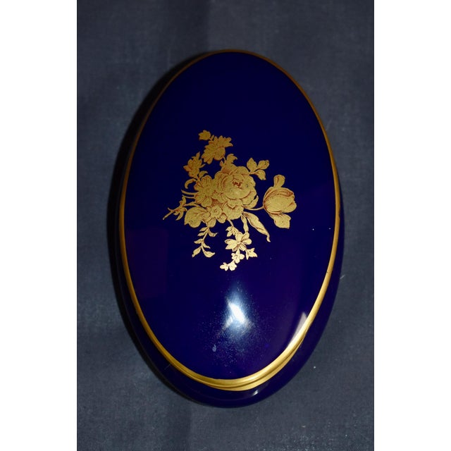 Limoges Oval Trinket Box France Cobalt Blue Porcelain Gold Floral 22k Vintage For Sale - Image 10 of 15