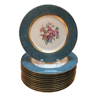 Set of 12 Theodore Haviland Floral and Gilt Service Dinner Plates 10.75 Diameter For Sale