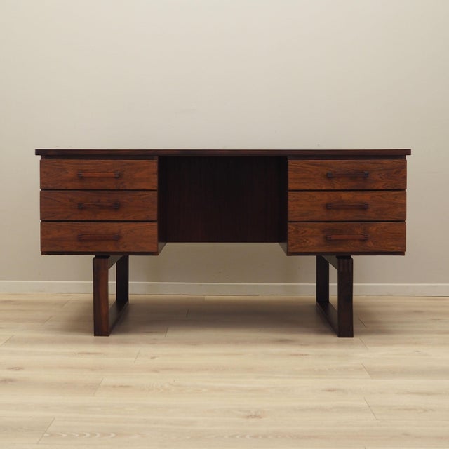 Danish Rosewood Desk Torben Valeur & Henning Jensen for Dyrlund, 1960s For Sale - Image 14 of 14