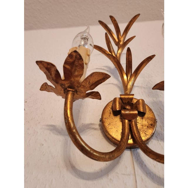 Italian Floral Hand-Forged Gilded Florentine Wall Lamp, 1950s For Sale - Image 7 of 18
