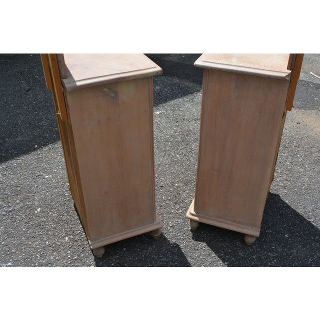 Vintage Pair Rustic Pine Wood Nightstands W/ Drawer / Cupboard & Back Splash For Sale - Image 16 of 18