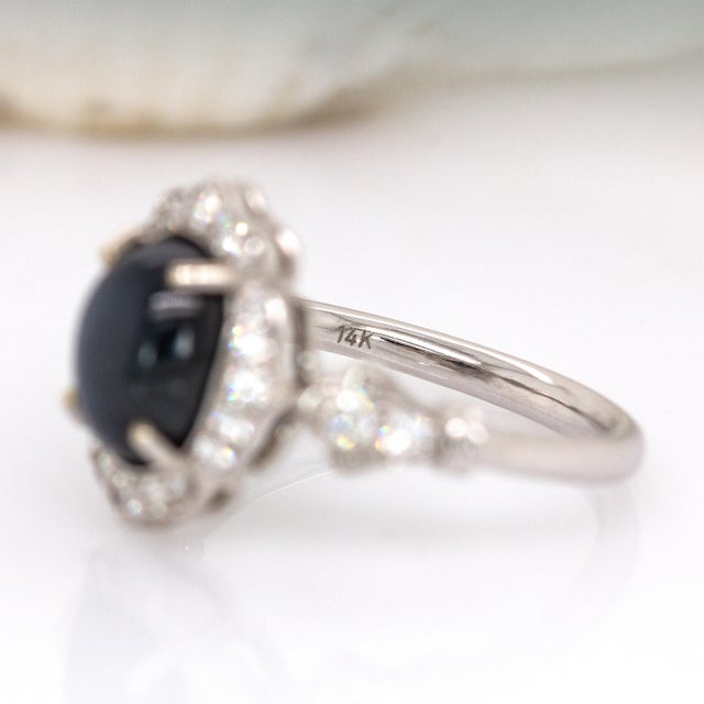 Metal 3.5cts Ceylon Star Sapphire Ring W Diamond Accents in 14k White Gold | Ov 9x7mm For Sale - Image 7 of 7