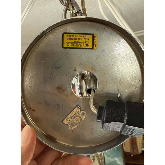 Underwriters Laboratories Vintage Crystal Cascade Chandelier Attributed to Venini. For Sale - Image 12 of 12