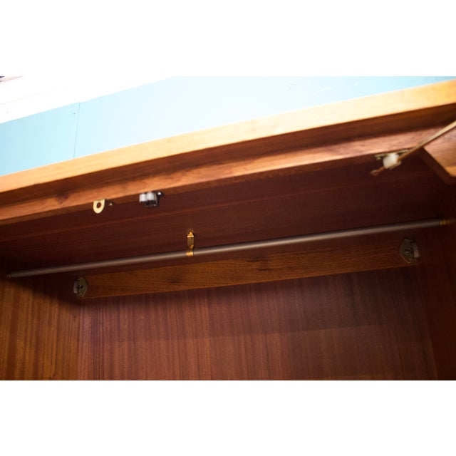 Brown Mid-Century Modern Walnut Wardrobe from Uniflex, 1960s For Sale - Image 8 of 11