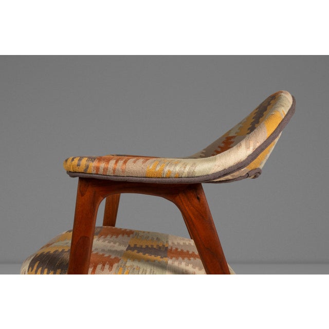 Set of Two (2) Mid-Century Danish Modern Armchairs in Teak W/ Bespoke Fabric by Erik Kirkegaard for Høng Stolefabrik, Denmark, C. 1950's For Sale - Image 11 of 18