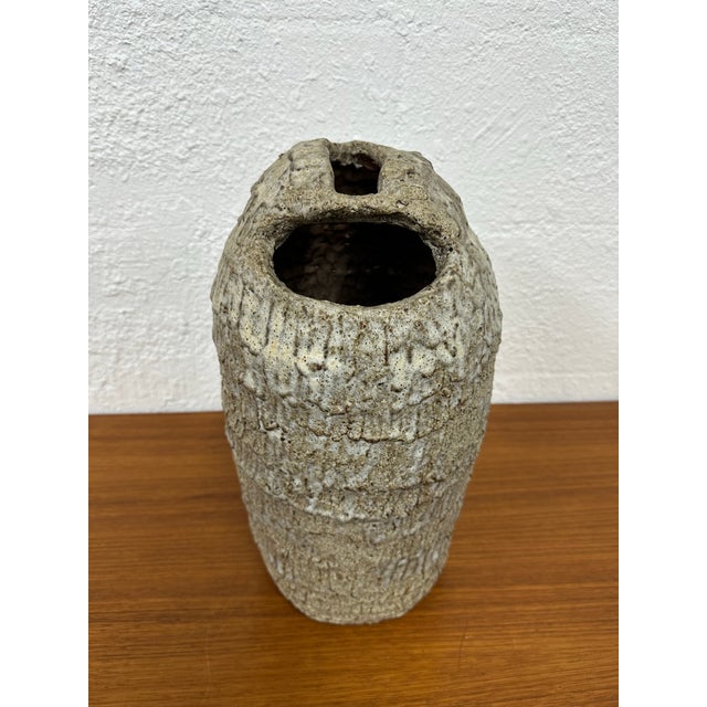 Large Mid Century Textured Studio Pottery Floor Vase For Sale In Tampa - Image 6 of 9