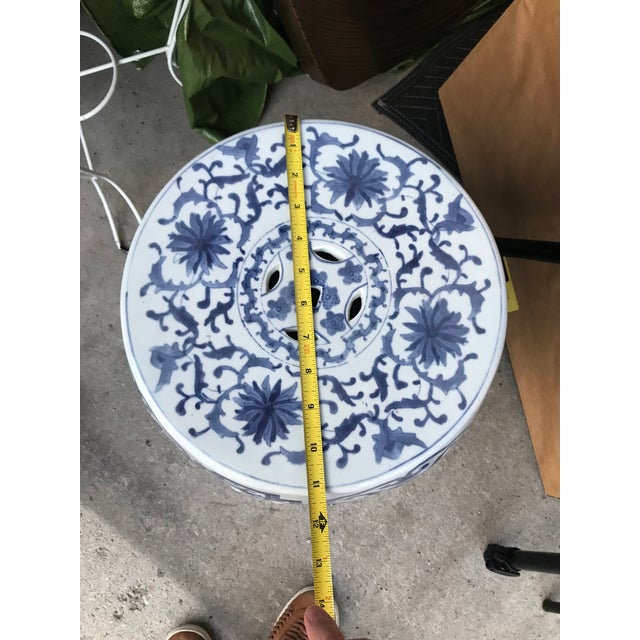 White Chinoiserie Dragon Bird Motif Garden Stool/Accent Table For Sale - Image 8 of 9