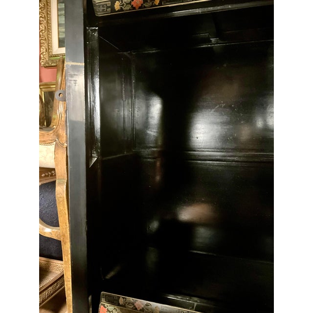 Antique Chinese Lacquered Cabinet. Featuring Lotus Motif For Sale In Los Angeles - Image 6 of 6