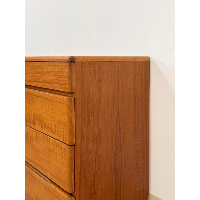 Vintage MCM Danish Modern Teak Four Drawer Chest, Dresser, Bedroom Storage For Sale In Tampa - Image 6 of 14