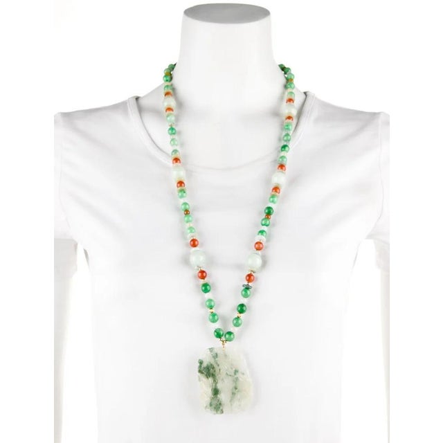 Late 20th Century Late 20th Century 18k / 14k Yellow Gold Jadeite Bead Pendant Necklace For Sale - Image 5 of 6