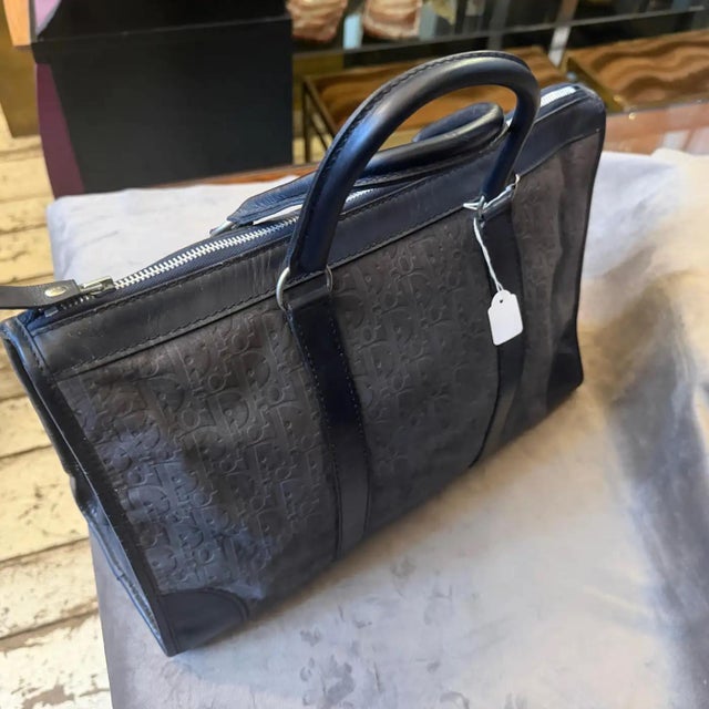 80s Vintage Christian Dior Trotter Gray Nubuck and Black Leather Boston Hand-Bag For Sale - Image 11 of 18