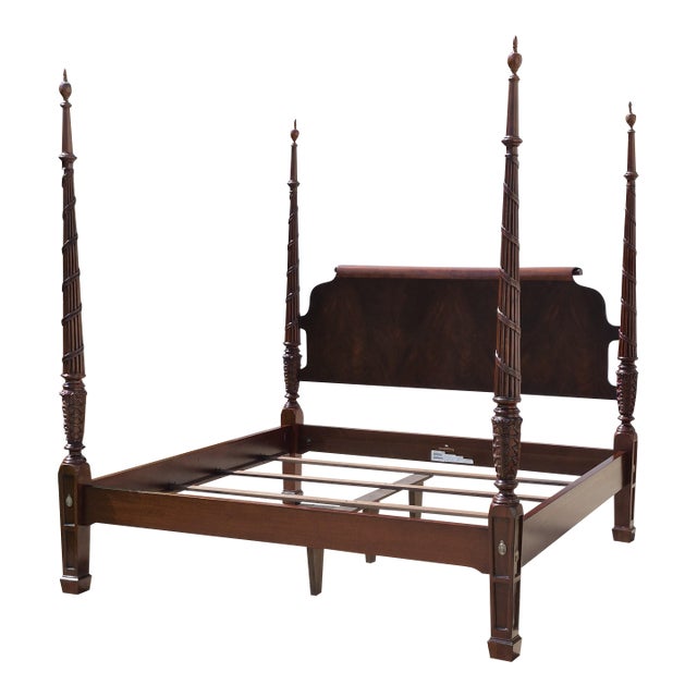 2014 Ethan Allen Newport Carved Mahogany 4 Poster Bed King Size For Sale