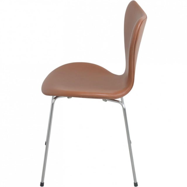 Seven Chairs in Walnut and Leather by Arne Jacobsen, 1970s, Set of 6 For Sale - Image 14 of 18