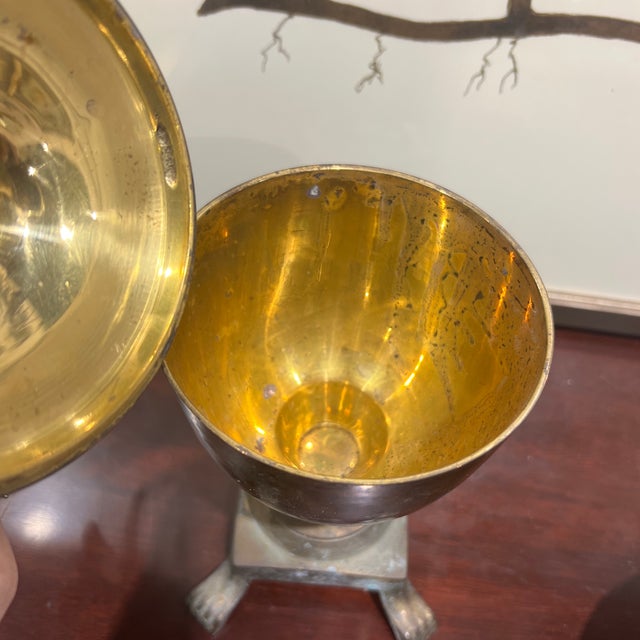 Vintage Hollywood Regency Style Solid Brass Pineapple Urn With Paw Feet For Sale In New York - Image 6 of 7