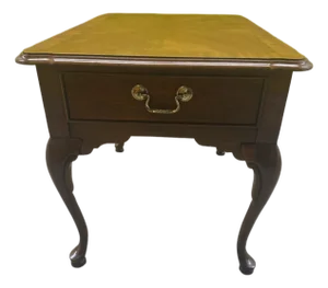 Mid-20th Century Thomasville Queen Anne Style Walnut End Table With Drawer – Vintage Accent Table