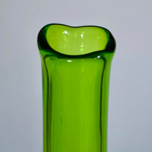 Traditional 14” Kanawha Dark Uranium Glass Swung Vase – Uv Reactive Vintage Art Glass For Sale - Image 3 of 5