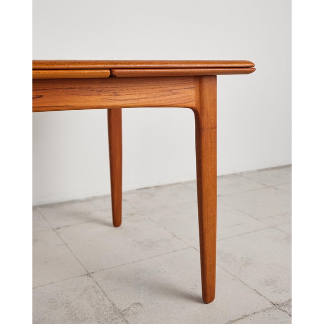 Mid-Century Modern Danish Extendable Dining Table in Teak by Svend Aage Madsen, 1960s For Sale - Image 10 of 18