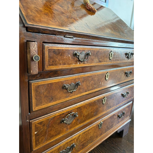 Early 19th Century Early 19th Century British George III Figured Walnut Secretary Bookcase For Sale - Image 5 of 8
