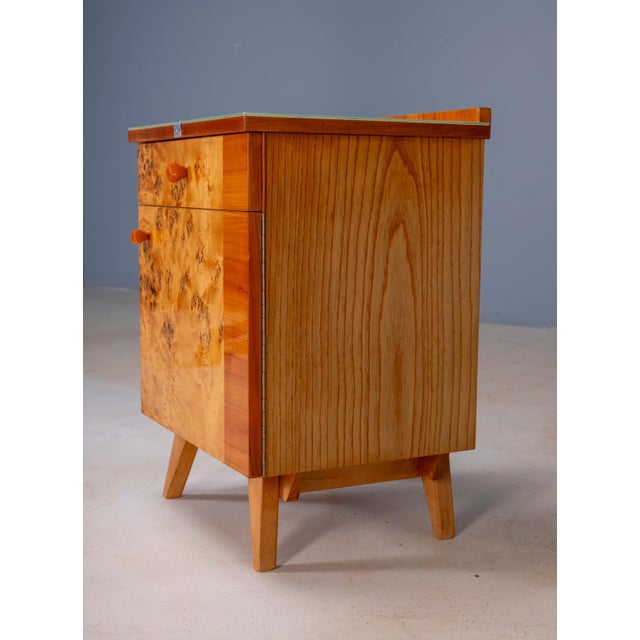 Brown Vintage Czechoslovak Nightstands in Burl Veneer, 1940s, Set of 2 For Sale - Image 8 of 10