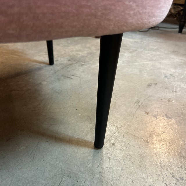 Cesare Lacca Italian Mauve Mohair Settee/ Sofa/ Loveseat/ Bench in the Style of Italian Designer Cesare Lacca For Sale - Image 4 of 11