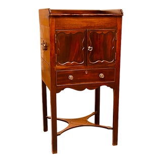 Late 18th Century English Chippendale Mahogany Nightstand For Sale