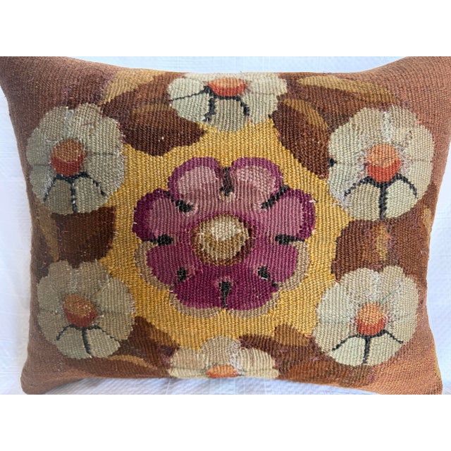 18th Century French Aubusson Tapestry Pillow With Floral Medallion For Sale In Los Angeles - Image 6 of 7