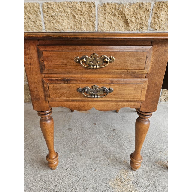 Vintage Sterlingworth Colonial Revival End Tables (Pair) For Sale - Image 9 of 10