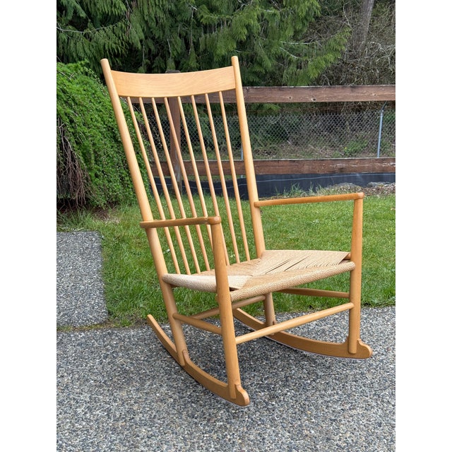 J16 rocking chair by Hans Wegner for FDB Mobler, 1960s - vintage rocking chair - scandinavian rocking chair Chair is...
