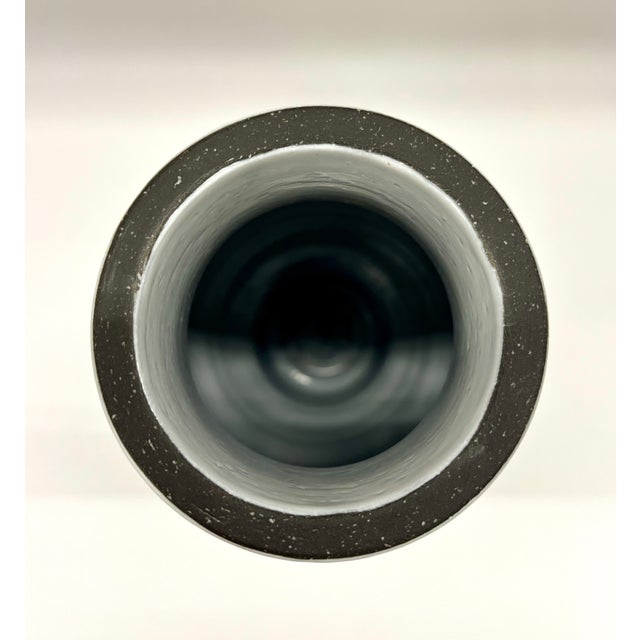 Jonathan Adler Palm Springs Dots Stoneware Vase Crafty yet couture, graphic yet organic—our Palm Springs stoneware bear...