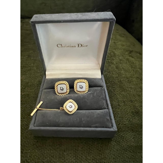 Rare Monsiuer Vintage Christian Dior Gold Plate Cufflinks & Tie Clip In Original For Sale - Image 17 of 18
