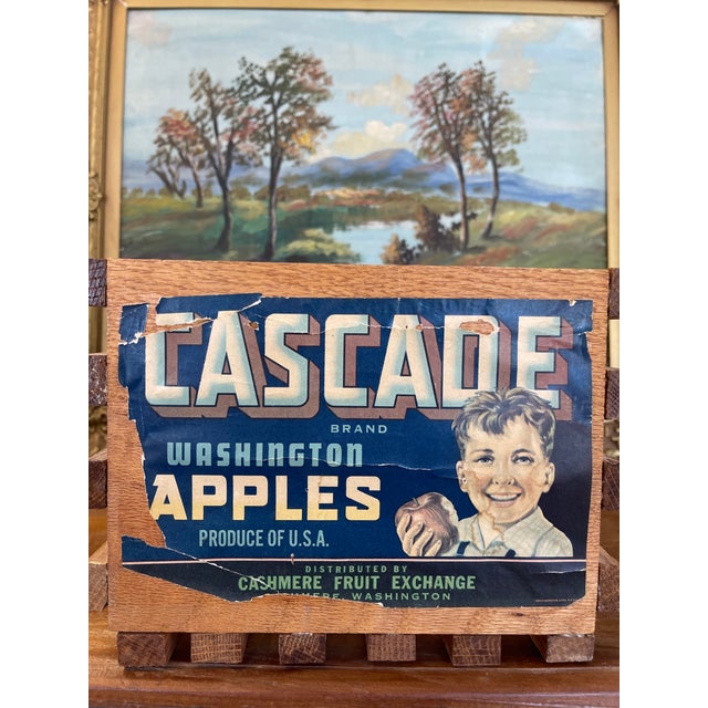 Vintage Cascade Brand Washington Apple Crate With Original Label-Cashmere Fruit Exchange. For Sale - Image 10 of 10