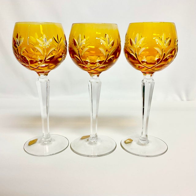 Saffron Mid-Century Hollywood Regency German Natchtmann Traube Cut Crystal Wine Glasses - Set of 8 For Sale - Image 8 of 13