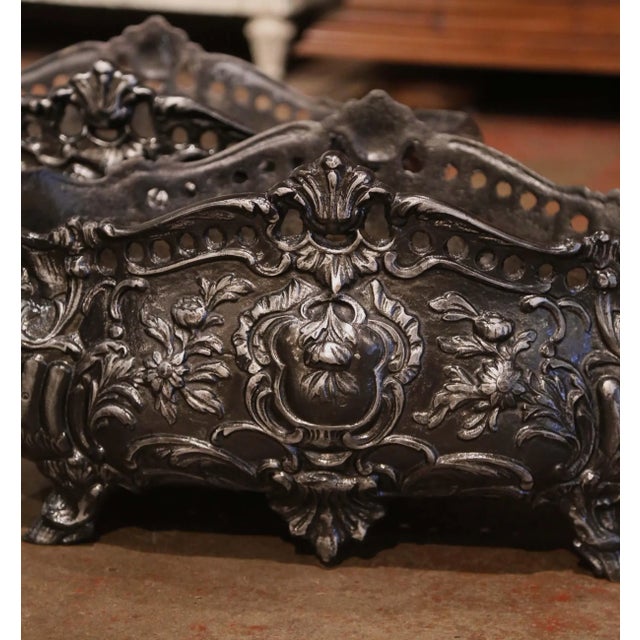Black Pair of 19th Century French Louis XV Cast Iron Jardinières Signed Dechenard For Sale - Image 8 of 10