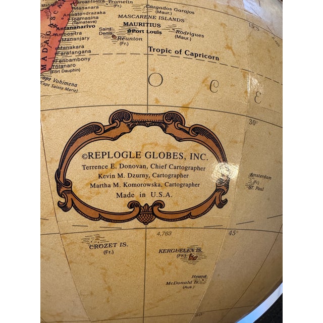 Mid-Century Modern Late 20th Century Modern Iron Replogle Floor Globe in the Style of Paul McCobb For Sale - Image 3 of 12