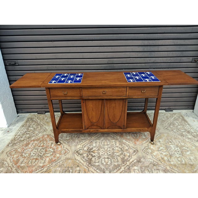Mid Century Modern Broyhill Brasilia Bar Cart Server. For Sale - Image 15 of 18