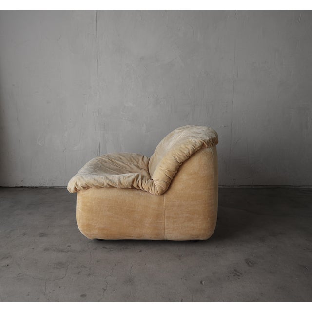 1980s 9 Piece Modular Scoop Swan Sofa by Henning Korch For Sale - Image 5 of 8