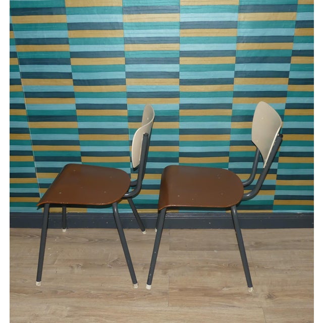 Set of two Industrial-style chairs from the Netherlands (Vroomshoop) Anthracite-colored metal frame, white floor...