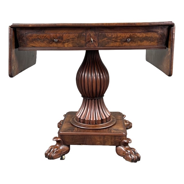 19th Century Mahogany Drop-Leaf Table For Sale