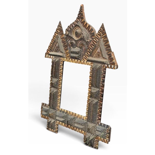Gothic Black & Gilt Gothic Revival Tramp Art Frame With Masonic Eyes, C. 1880–1900 For Sale - Image 3 of 13