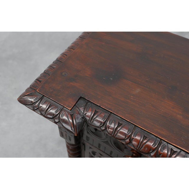 Oak Breton Carved Bedside Cabinets, France, 1890s, Set of 2 For Sale - Image 13 of 15