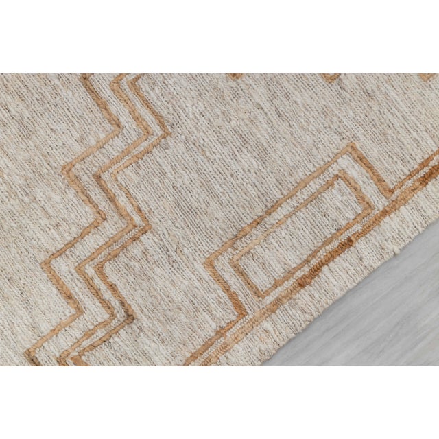 5x8Ft. Natural Jute Cream Taureg Inspired Soumek Jute Hand Woven Rug For Sale - Image 4 of 12