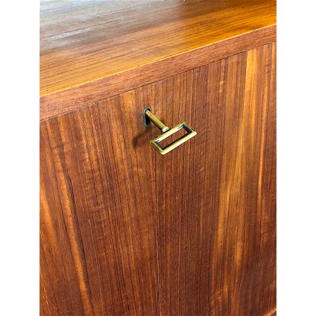 Vintage Three-Bay Bookcase by Vittorio Dassi, 1960s For Sale - Image 15 of 18