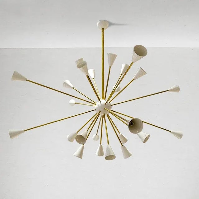 Mid-Century Modern Italian Sputnik Chandelier in Brass and Ivory-Colored Aluminum, 1950s For Sale - Image 3 of 10