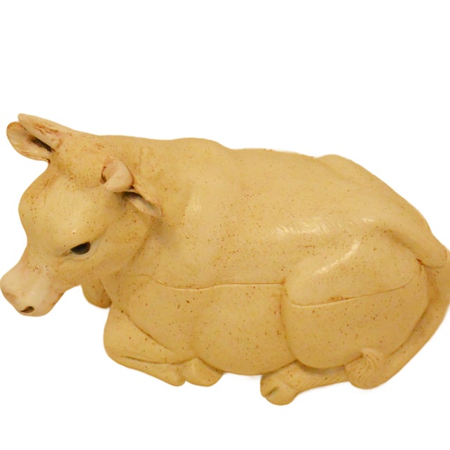 1960s Large Reclining Cow Tureen - Artisan Lidded Tureen - Rustic Farmhouse Decor - Maitland- Smith For Sale In Jacksonville, FL - Image 6 of 9