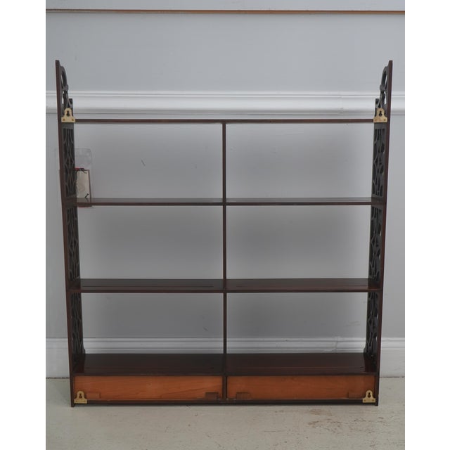 Stickley Colonial Williamsburg Mahogany Double What Not Shelf For Sale - Image 9 of 14
