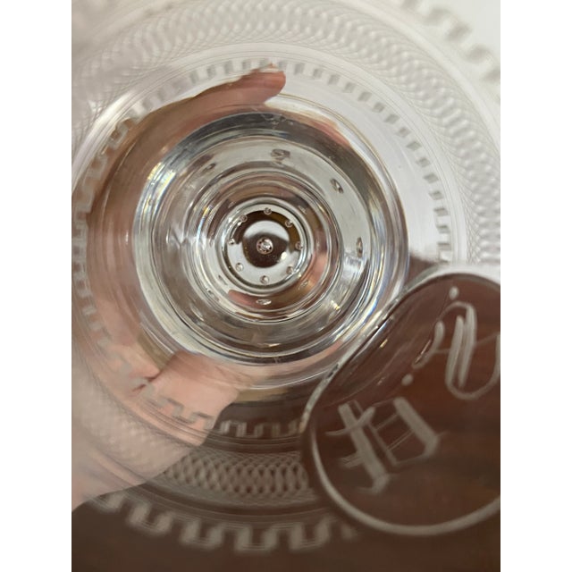 19th Century Georgian Anglo-Irish Etched Glass Vase For Sale In Boston - Image 6 of 12