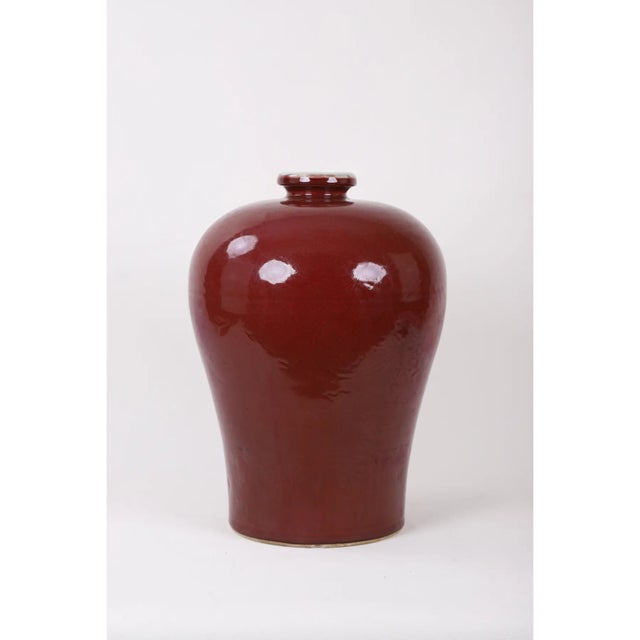 20th-Century Chinese Red-Glazed Vase For Sale - Image 13 of 13