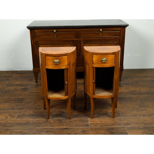Early 19th Century Pair of Italian 1800s Walnut Demilune Bedside Tables with Tambour Doors For Sale - Image 5 of 10